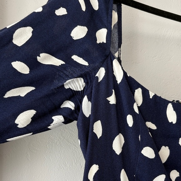 reformation Sigmund dress 🤍 - Picture 6 of 12